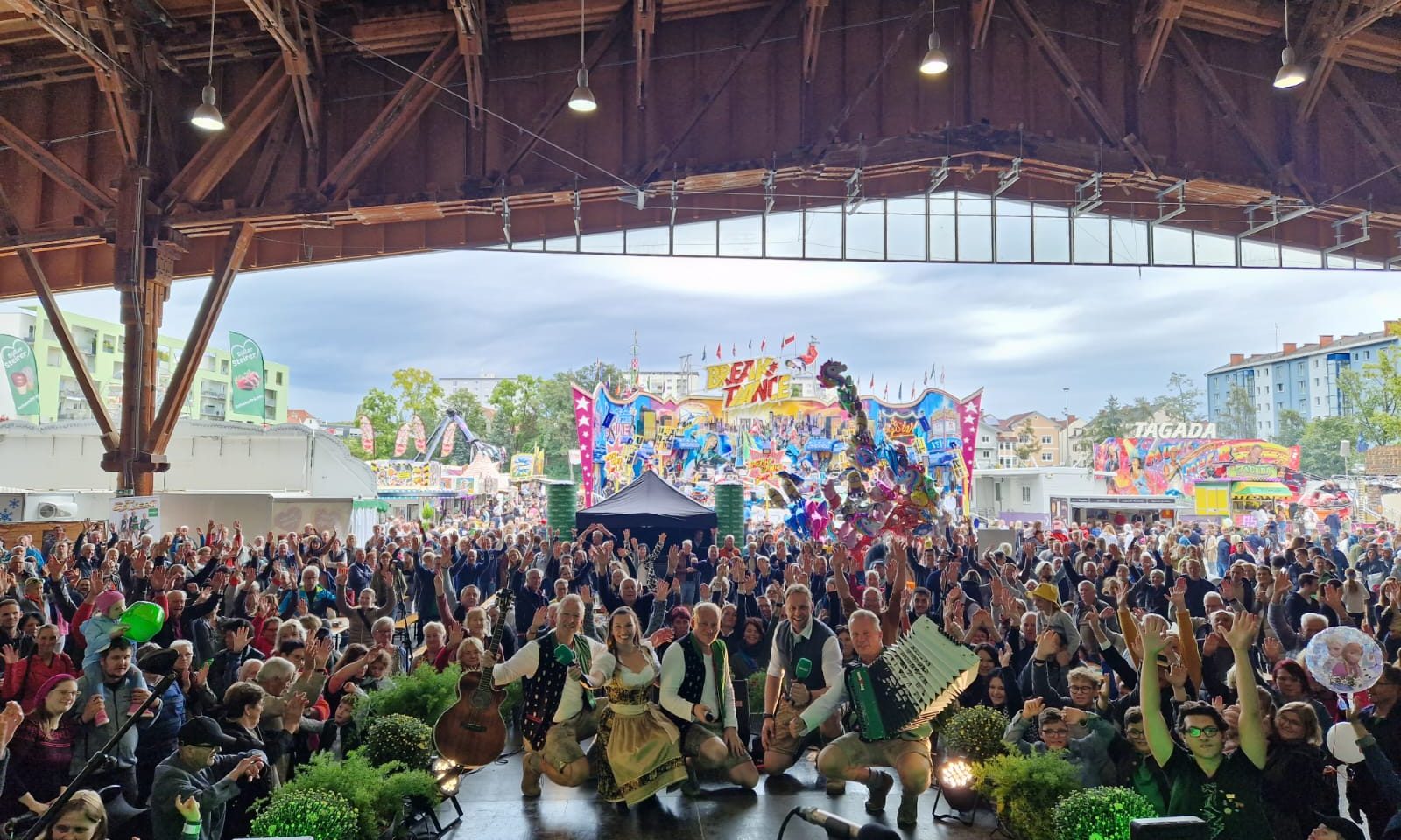 Radio Grün Weiß Frühjahrsmesse Messebühne