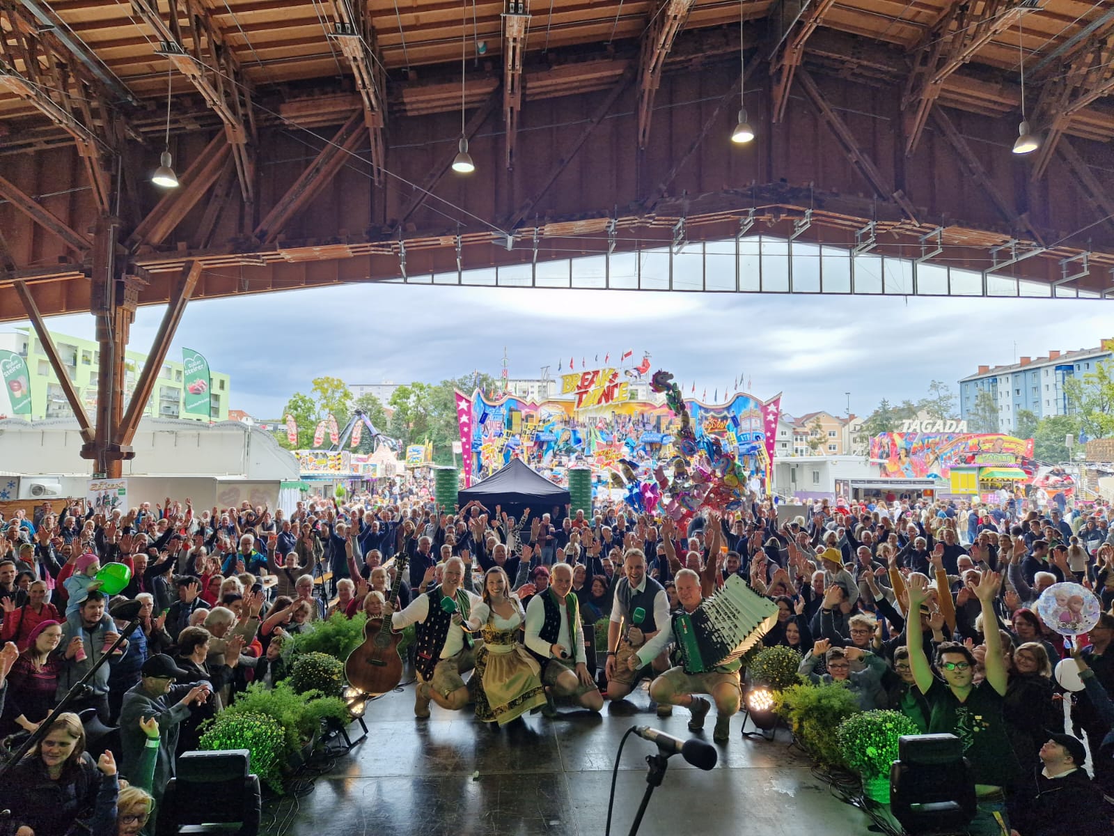 Radio Grün Weiß Frühjahrsmesse Messebühne