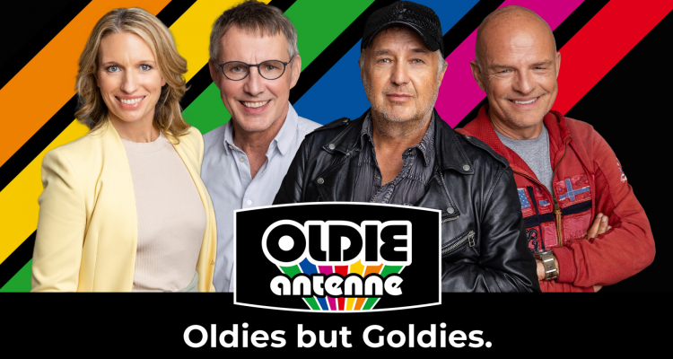 Das Team der OLDIE ANTENNE freut sich auf die bundesweite Verbreitung via DAB+: Marion Pinkpank, Viktor Worms, Uwe Bahn, Stephan Lehmann (v.l.n.r.)