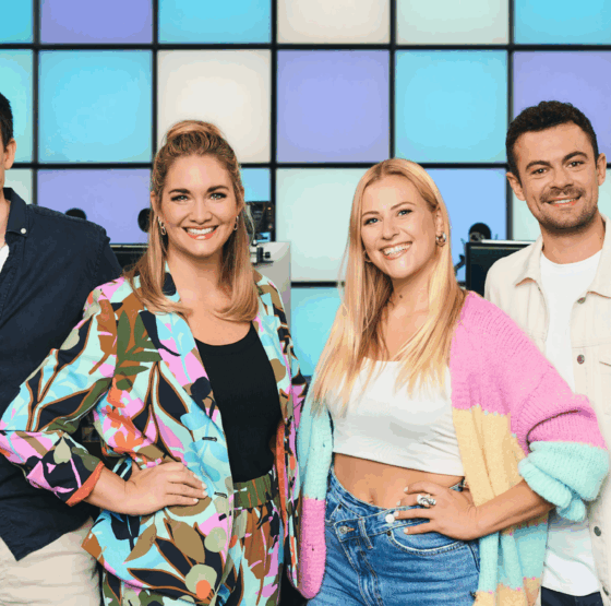 Neues Ö3-Wecker-Team im Studio © Hitradio Ö3/Roman Pfeiffer