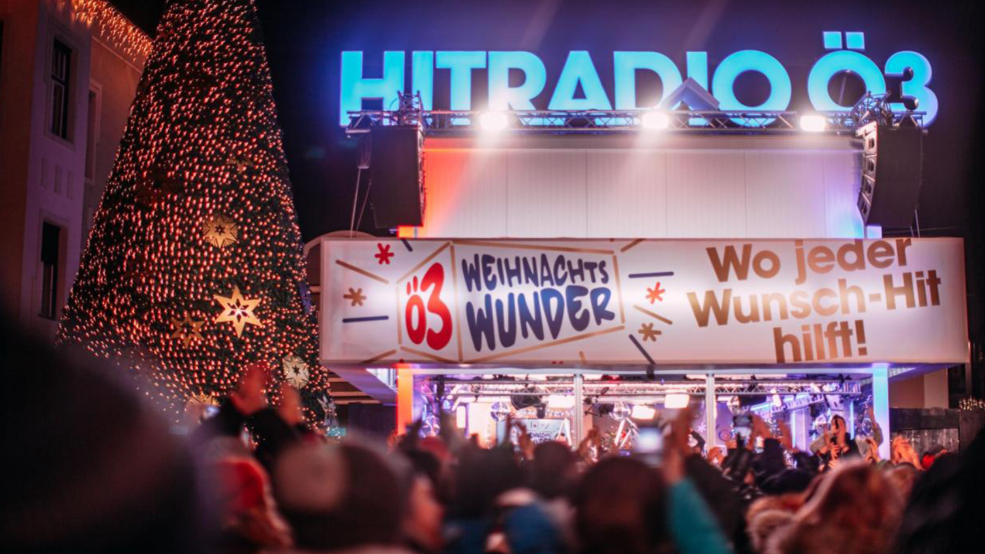 Kunde_Medien_Radio_Hitradio Ö3_Ö3 Weihnachtswunder_Wunschhütte_2025 Das Ö3-Weihnachtswunder LIVE vor Ort erleben