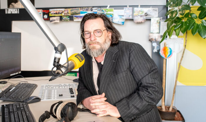 Kunde_Medien_Radio_FM4_Morning Show_Moderator_Dave Dempsey_04_2025 FM4 Morning Show Moderator Dave Dempsey